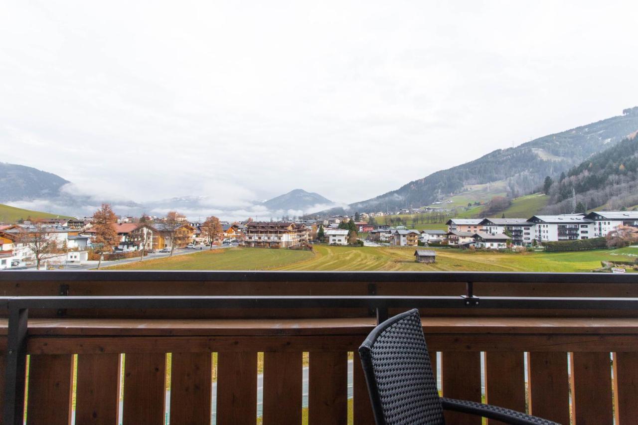 The View - Kaprun Apartment Bagian luar foto