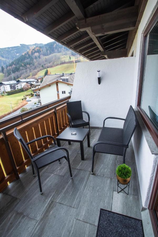 The View - Kaprun Apartment Bagian luar foto