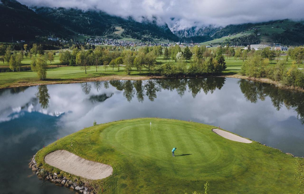 The View - Kaprun Apartment Bagian luar foto